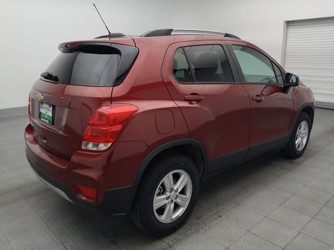 Used 2022 Chevrolet Trax LT w/ Driver Confidence Package AWD/4WD image 9