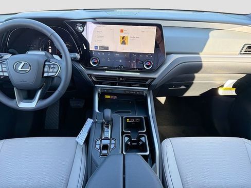 New 2026 Lexus TX 350 AWD image 18