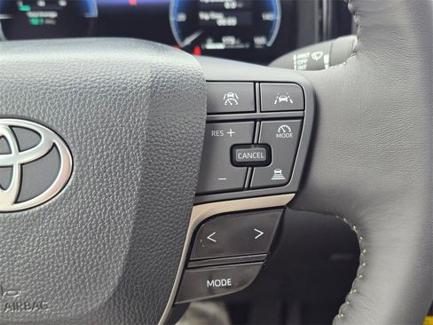 New 2026 Toyota Camry XLE image 31