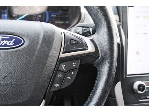 Used 2024 Ford Edge SEL AWD/4WD image 25