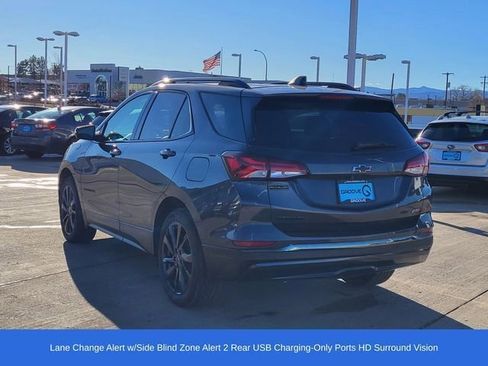 Used 2023 Chevrolet Equinox RS w/ RS Leather Package image 9