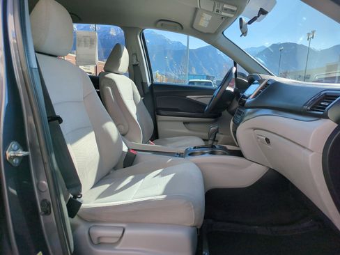 Used 2016 Honda Pilot EX image 32