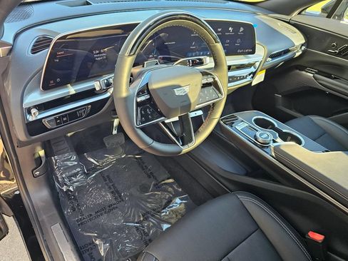 New 2026 Cadillac Lyriq Sport AWD/4WD image 19