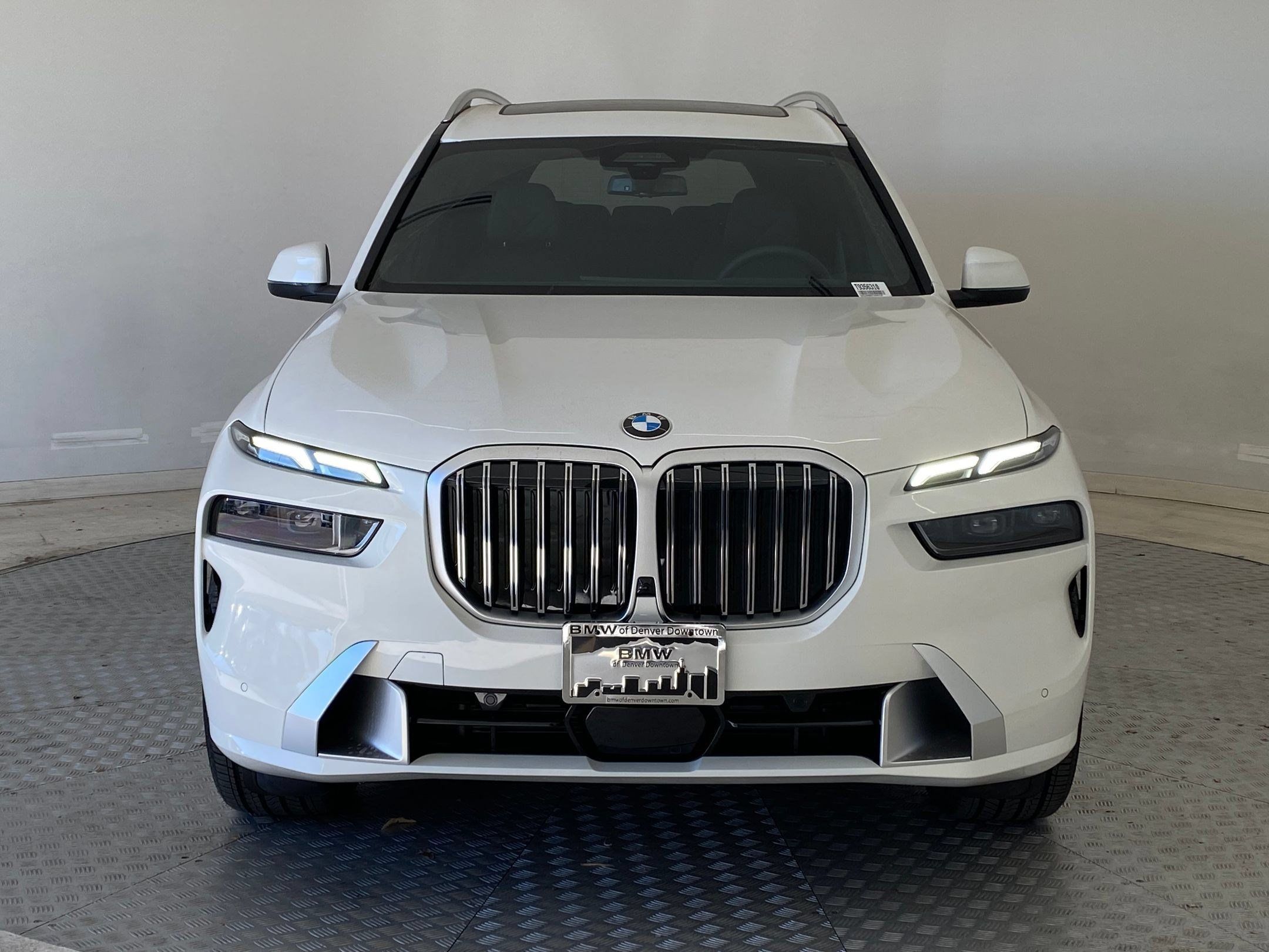 Used 2026 BMW X7 xDrive40i AWD/4WD image 6