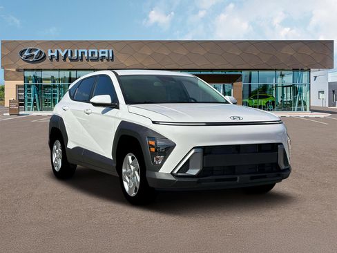 New 2026 Hyundai Kona SE image 11