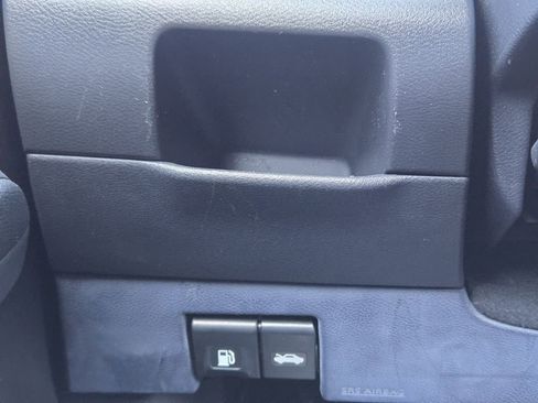 Used 2022 Nissan Kicks SV image 27