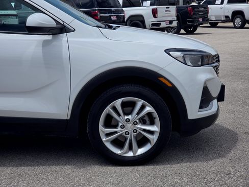Used 2022 Buick Encore GX Preferred w/ Cold Weather Comfort Package FWD image 7