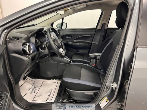 Used 2025 Nissan Versa SV FWD image 25