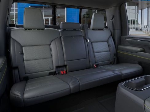 New 2026 Chevrolet Silverado 2500 ZR2 AWD/4WD image 17