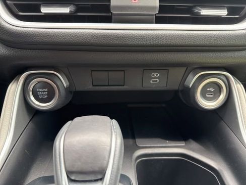 Used 2025 Toyota Grand Highlander FWD image 35