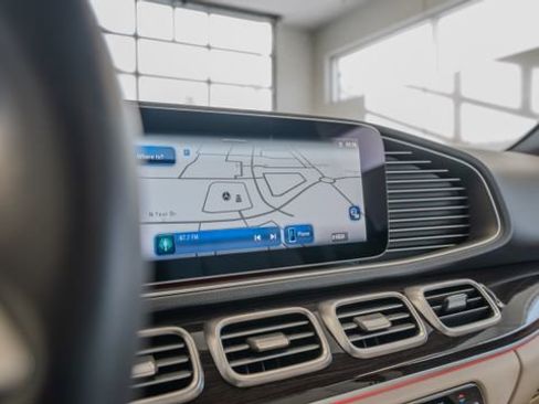 Used 2024 Mercedes-Benz GLE 350 4MATIC image 30