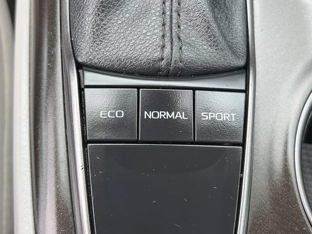 Used 2023 Toyota Camry SE FWD image 50