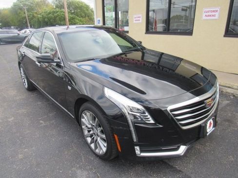 Used 2018 Cadillac CT6 Premium Luxury image 2