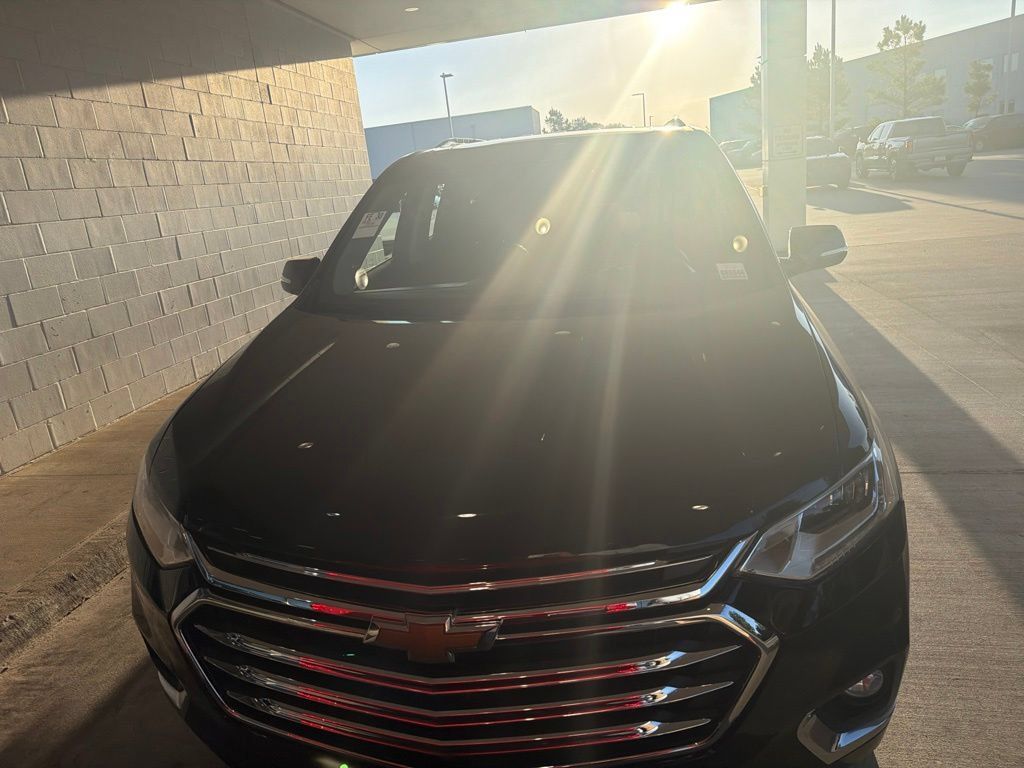 Used 2019 Chevrolet Traverse High Country AWD/4WD image 2