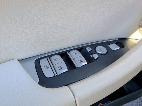 Certified 2024 BMW X3 xDrive30i w/ Convenience Package image 29