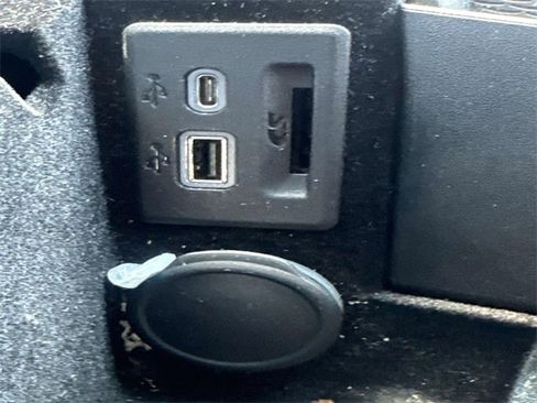 Used 2021 Cadillac CT4 Luxury image 19