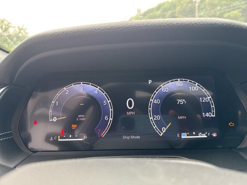 New 2025 Jeep Grand Cherokee Laredo X AWD/4WD image 10