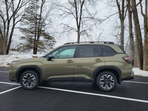 New 2026 Subaru Forester Premium image 6