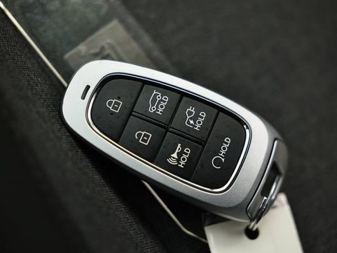 Used 2024 Hyundai Ioniq 5 SEL RWD image 15