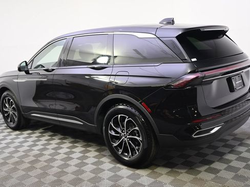 New 2026 Lincoln Nautilus Premier w/ Equipment Group 102A AWD/4WD image 3