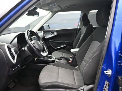 Used 2020 Kia Soul GT-Line FWD image 10
