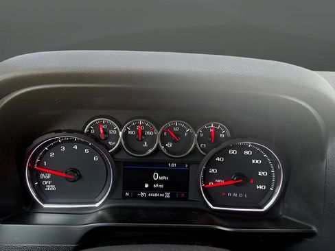 Used 2020 Chevrolet Silverado 1500 LT w/ All-Star Edition image 12