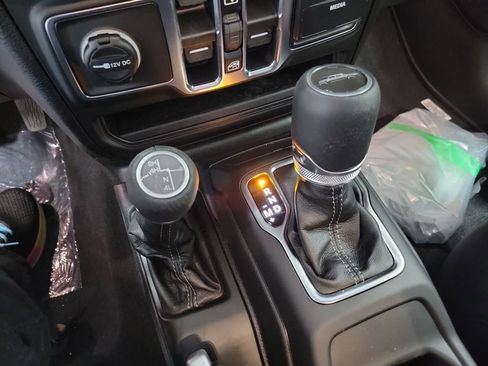 New 2026 Jeep Gladiator Sport image 14