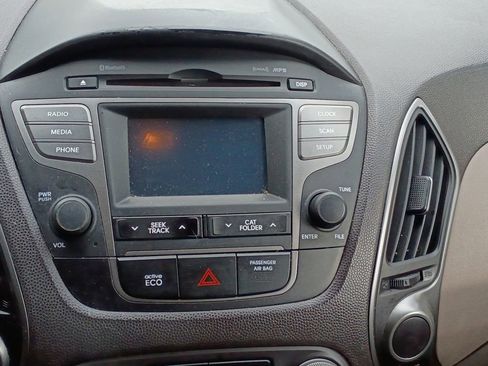 Used 2014 Hyundai Tucson SE image 15