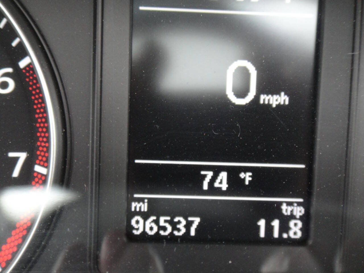 Used 2016 Volkswagen Eos Komfort FWD image 10