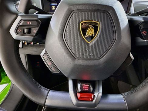 Used 2017 Lamborghini Huracan LP 580-2 RWD image 19
