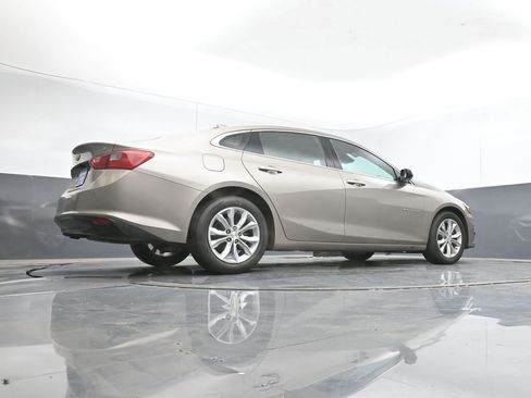 Used 2024 Chevrolet Malibu LT image 37