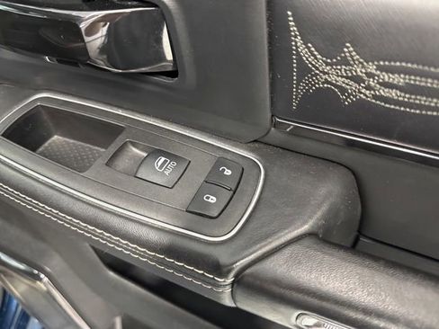 Used 2023 RAM 3500 Limited AWD/4WD image 34