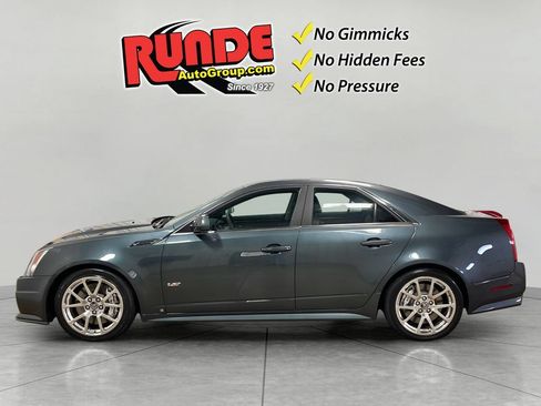 Used 2009 Cadillac CTS V RWD image 3