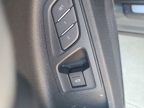 Used 2024 Audi Q3 2.0T Premium image 19