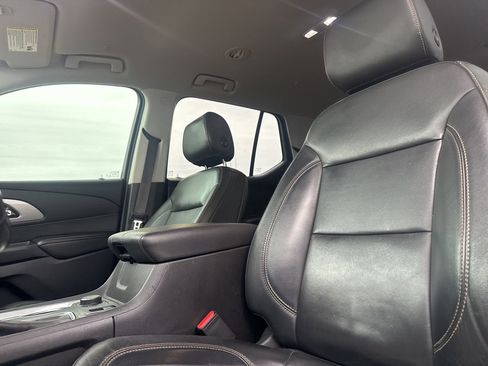 Used 2020 Chevrolet Traverse RS w/ LPO, Floor Liner Package image 37