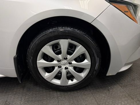 Used 2023 Toyota Corolla LE image 13