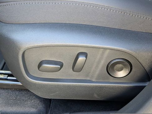 New 2026 GMC Terrain Elevation w/ Elevation Premium Package FWD image 23