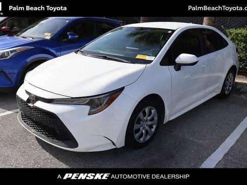 Certified 2021 Toyota Corolla LE FWD image 1