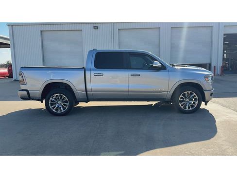 Used 2019 RAM 1500 Laramie w/ Sport Appearance Package image 9