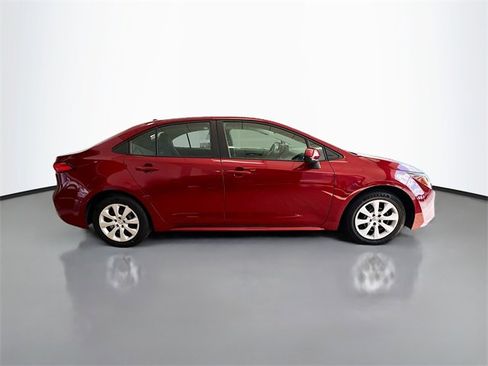 Used 2024 Toyota Corolla LE image 33
