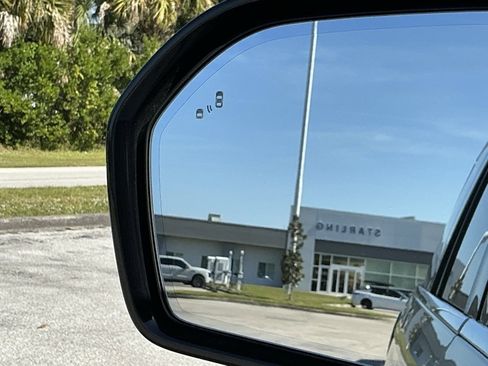 Used 2020 Ford Expedition Limited image 53