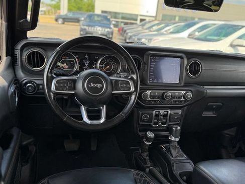 Used 2021 Jeep Wrangler Unlimited Sahara AWD/4WD image 6