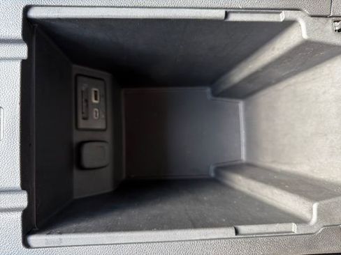 Used 2020 Chevrolet Blazer Premier image 26