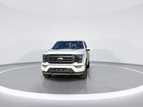 Used 2023 Ford F150 Lariat w/ Equipment Group 502A High AWD/4WD image 3