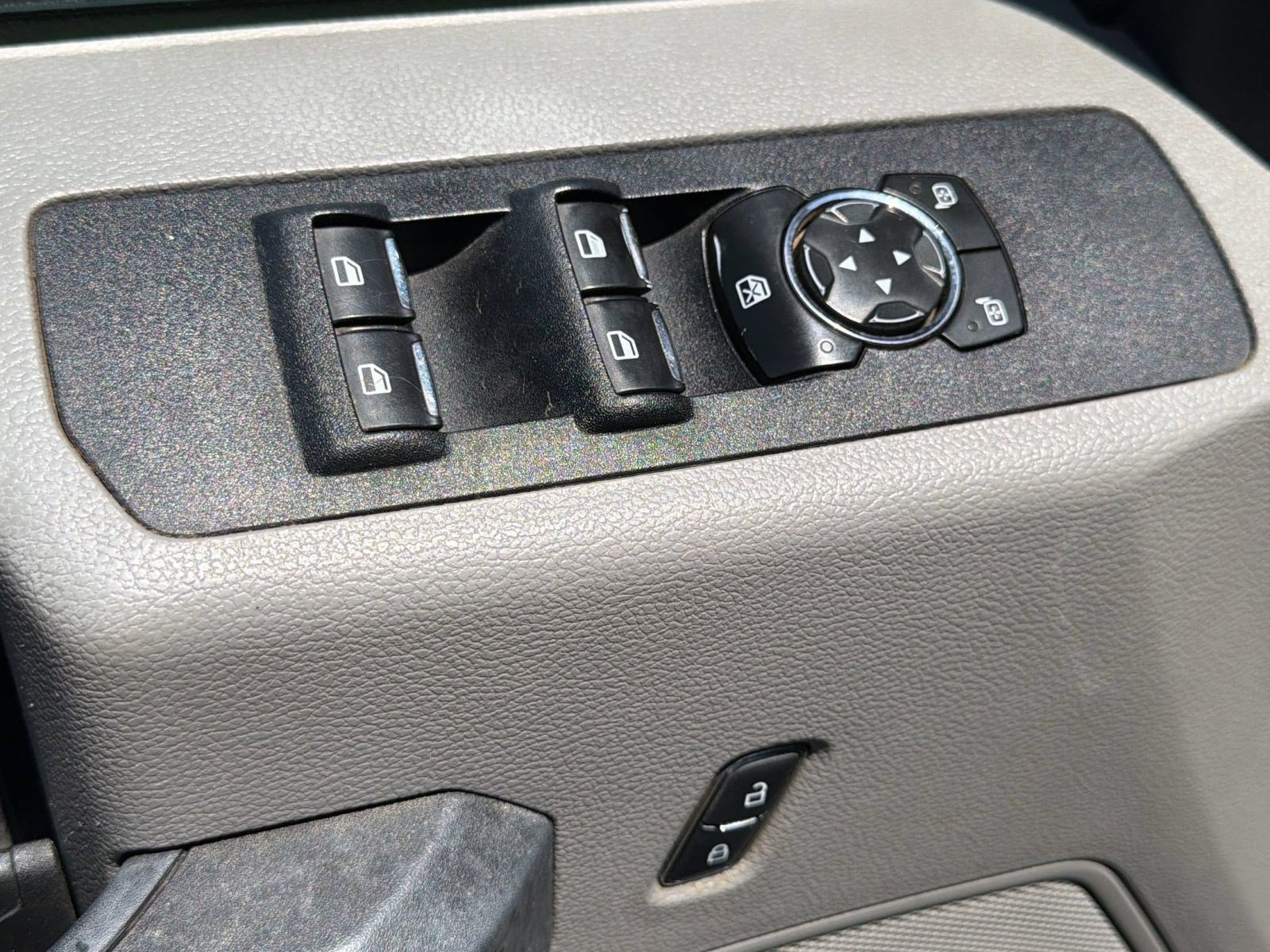 Used 2018 Ford F250 XL w/ Power Equipment Group AWD/4WD image 14