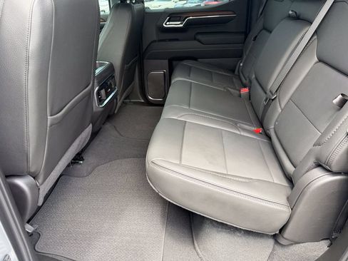 Used 2024 GMC Sierra 1500 Denali w/ Technology Package AWD/4WD image 19