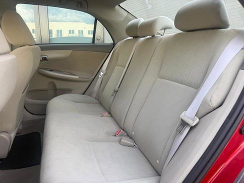 Used 2010 Toyota Corolla LE FWD image 18