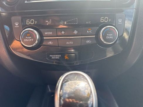 Used 2019 Nissan Rogue Sport SV w/ All-Weather Package AWD/4WD image 6