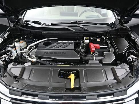Used 2025 Nissan Rogue SL w/ Tech Package AWD/4WD image 36