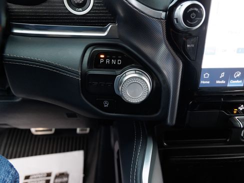 Used 2022 RAM 1500 Limited image 24